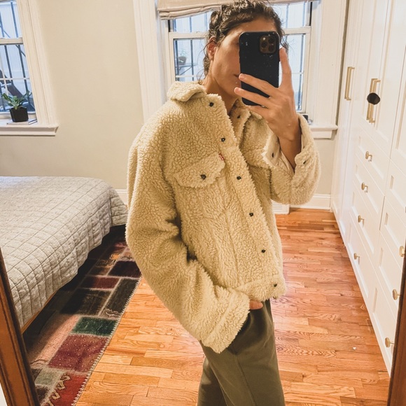 levi's teddy jacket